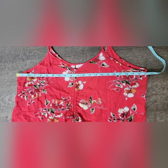 Patrons Of Peace Cropped Tank Women's L Red w/ White Floral Center Cinched Flowy - Picture 11 of 12